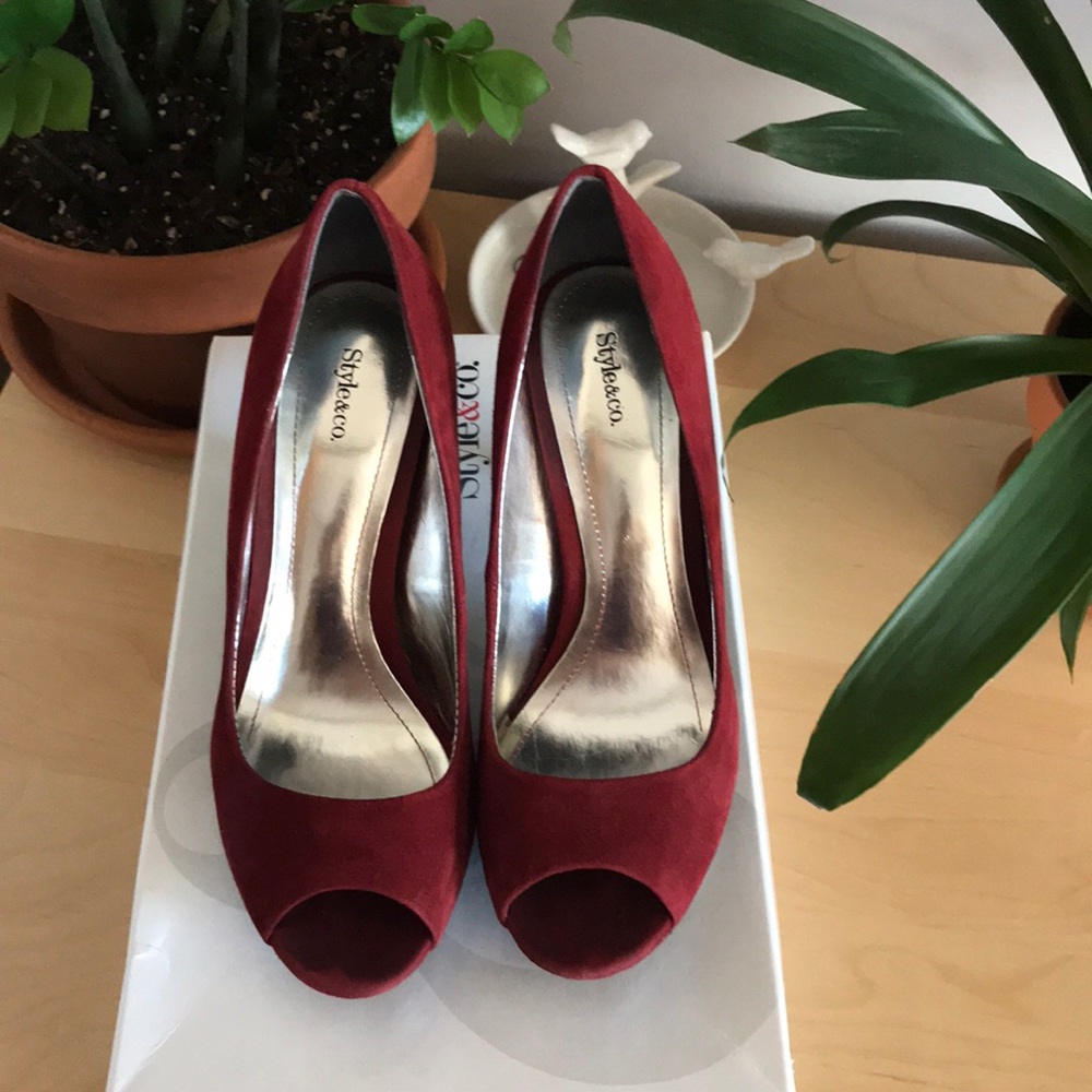 Red Style&Co pumps - Picture 2 of 6